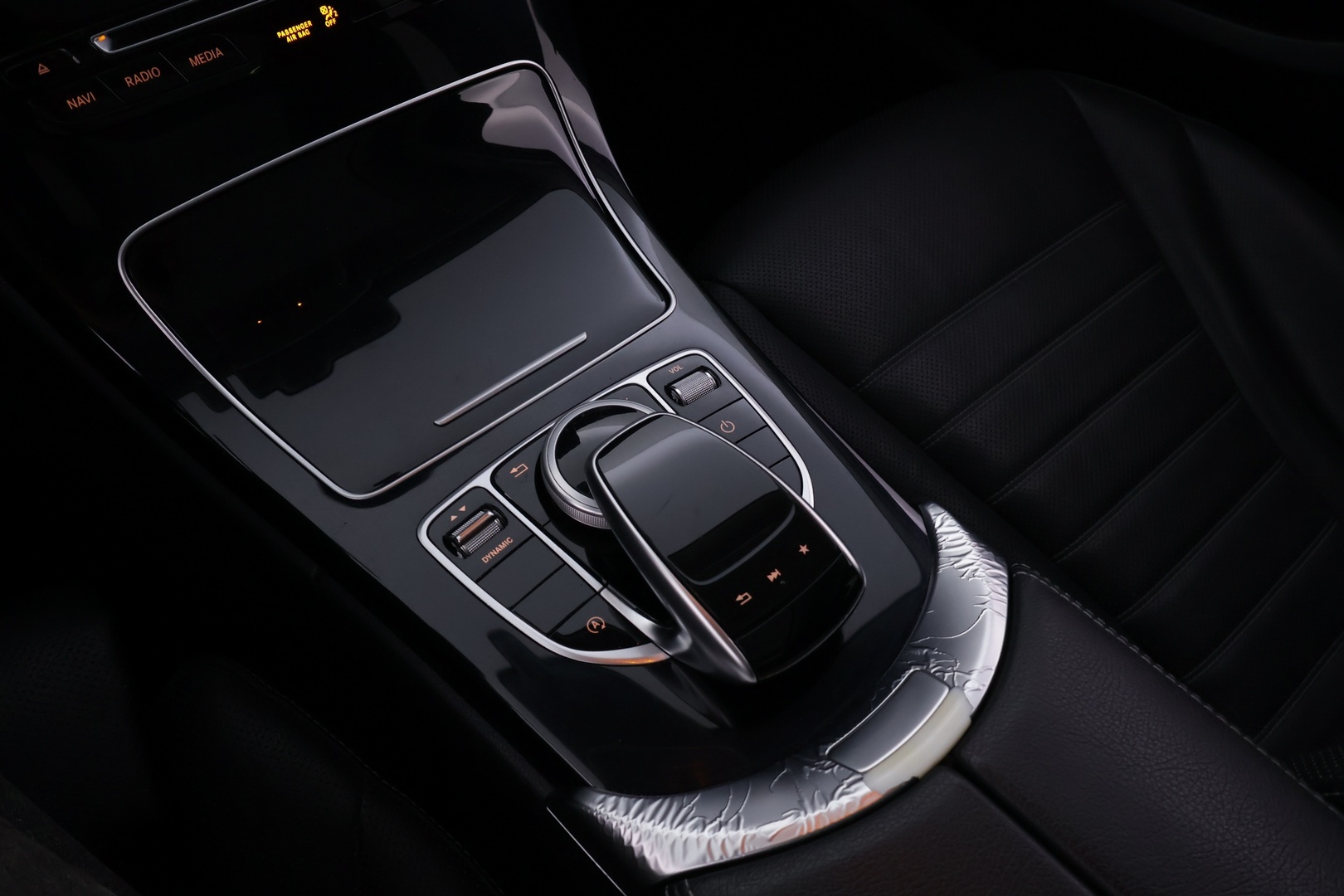 MERCEDES-BENZ C 2016
