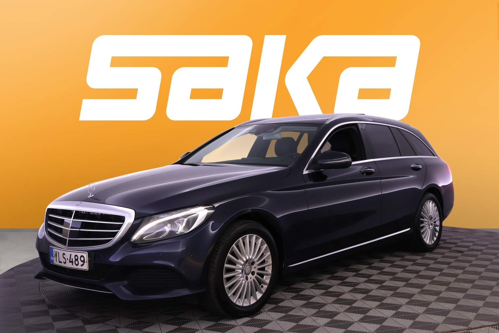 MERCEDES-BENZ C 2016