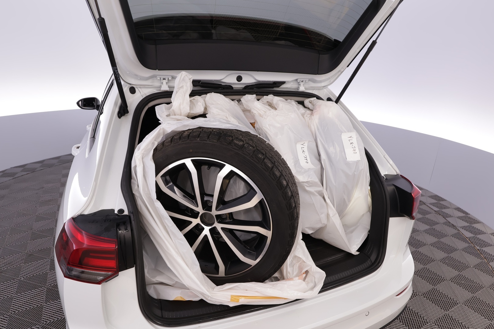 VOLKSWAGEN Golf 2022