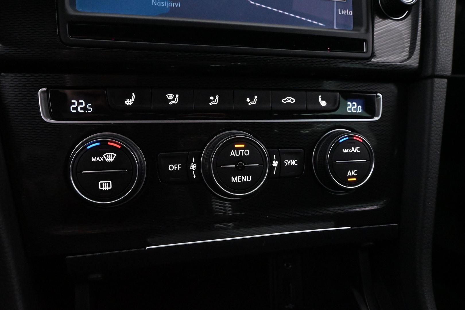 VOLKSWAGEN Golf 2015