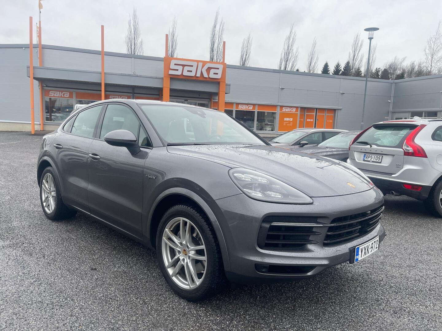 PORSCHE Cayenne 2021