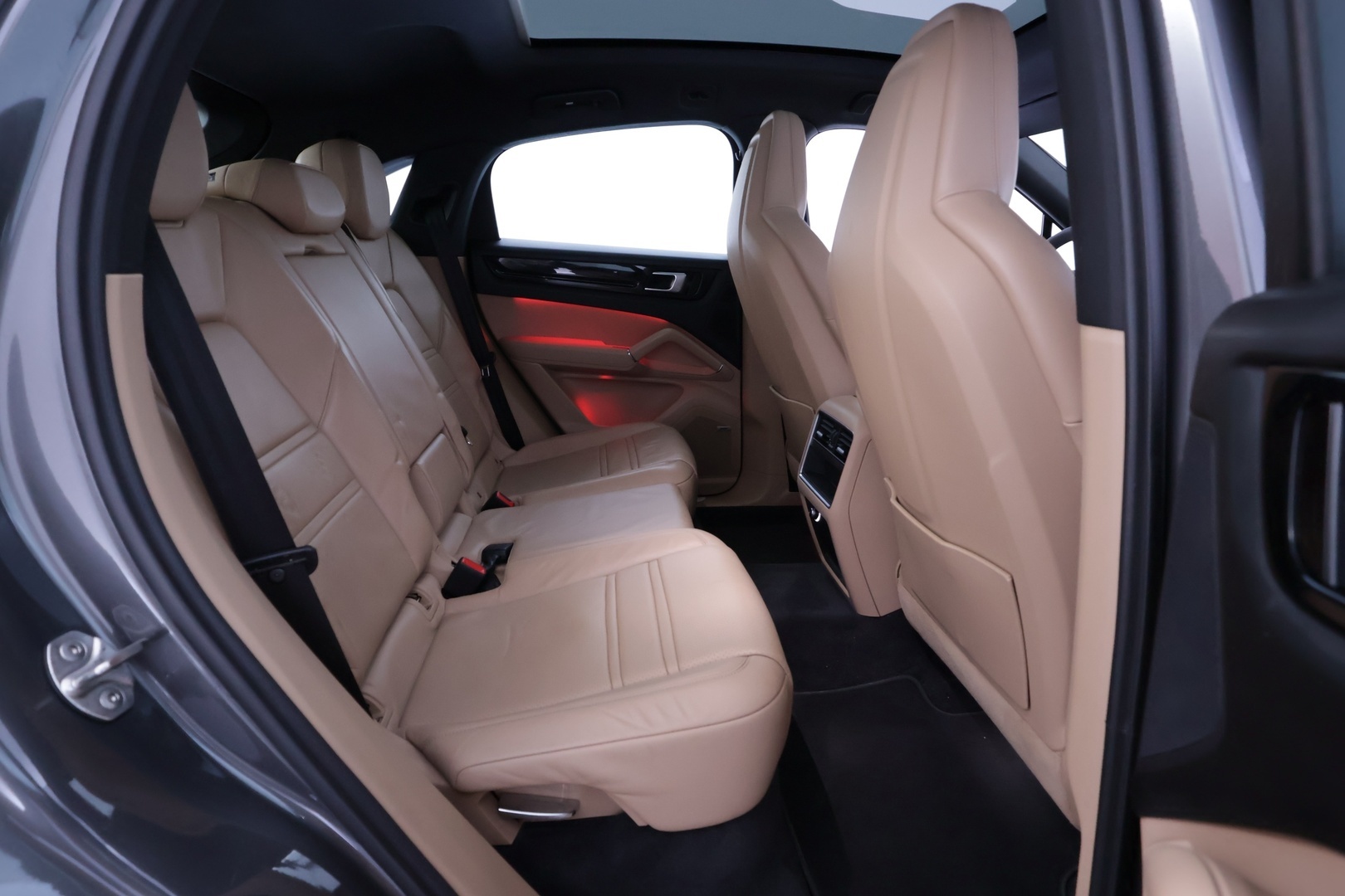 PORSCHE Cayenne 2021