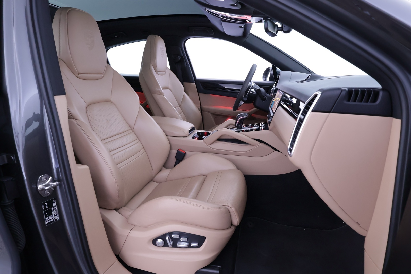 PORSCHE Cayenne 2021