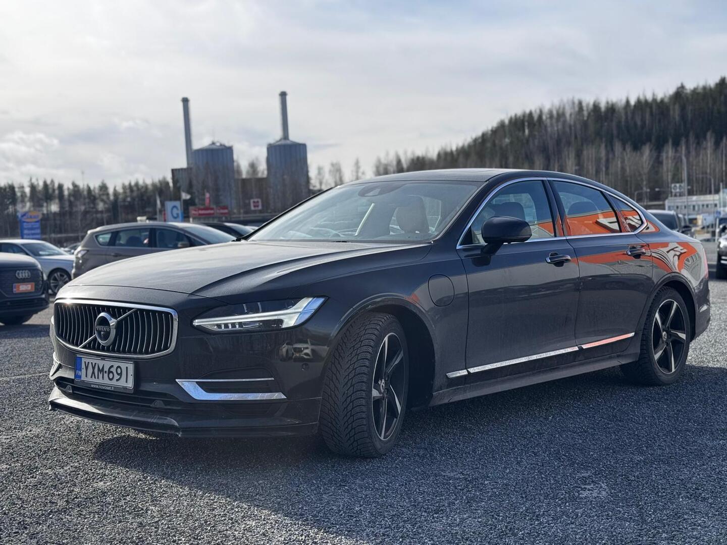VOLVO S90 2019