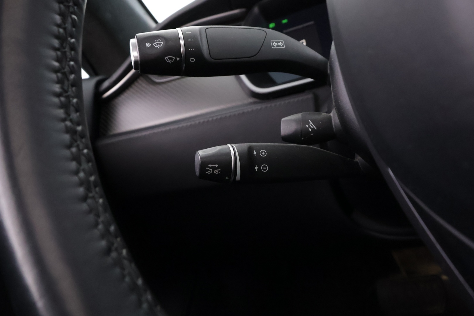 TESLA Model S 2018
