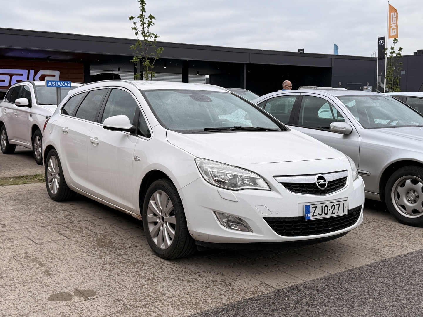 OPEL Astra 2012