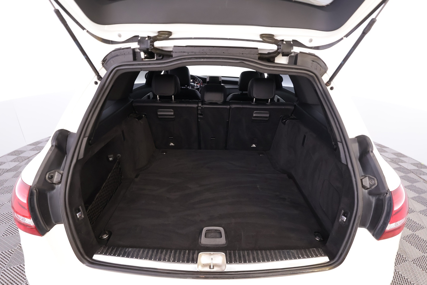 MERCEDES-BENZ C 2015