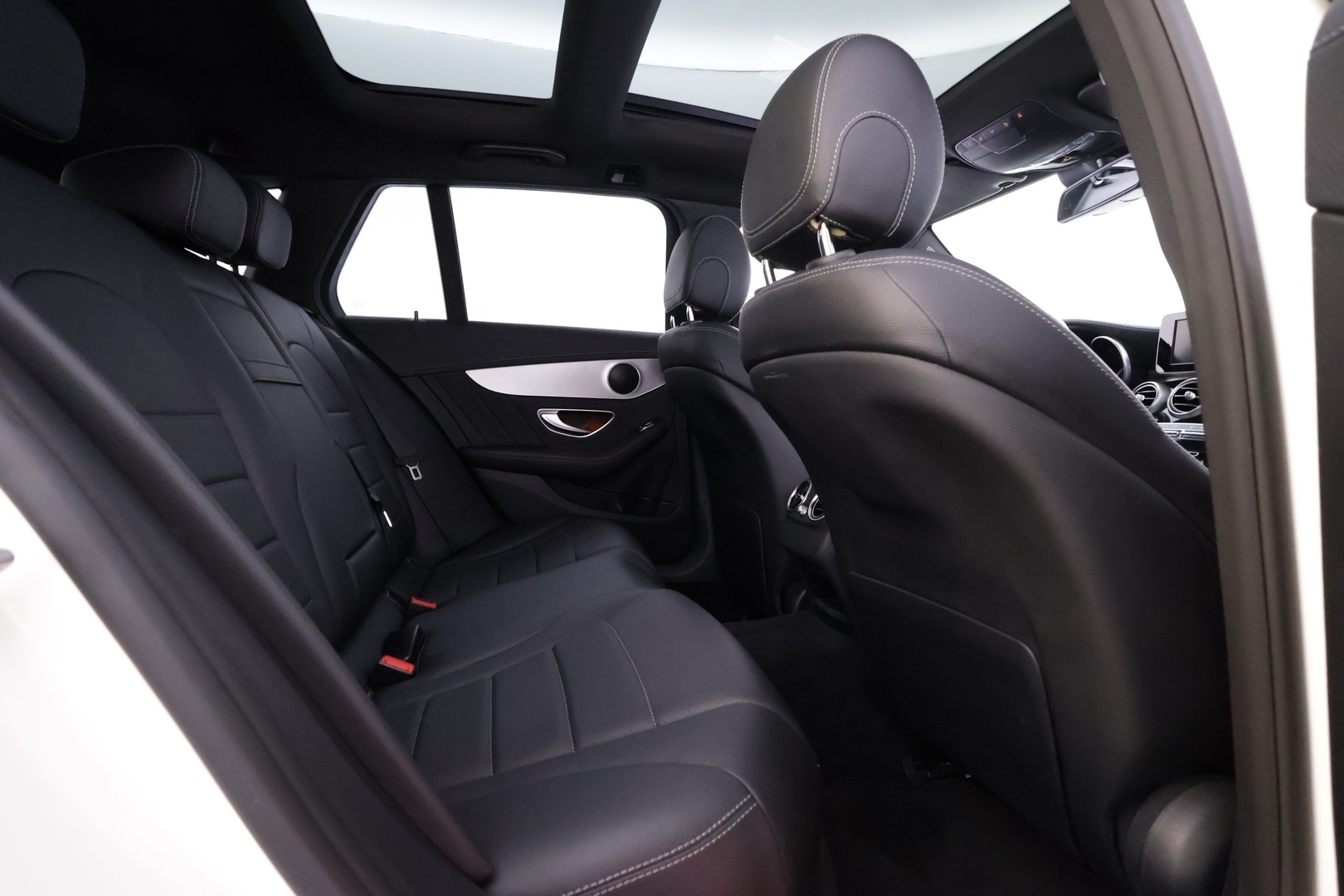 MERCEDES-BENZ C 2015