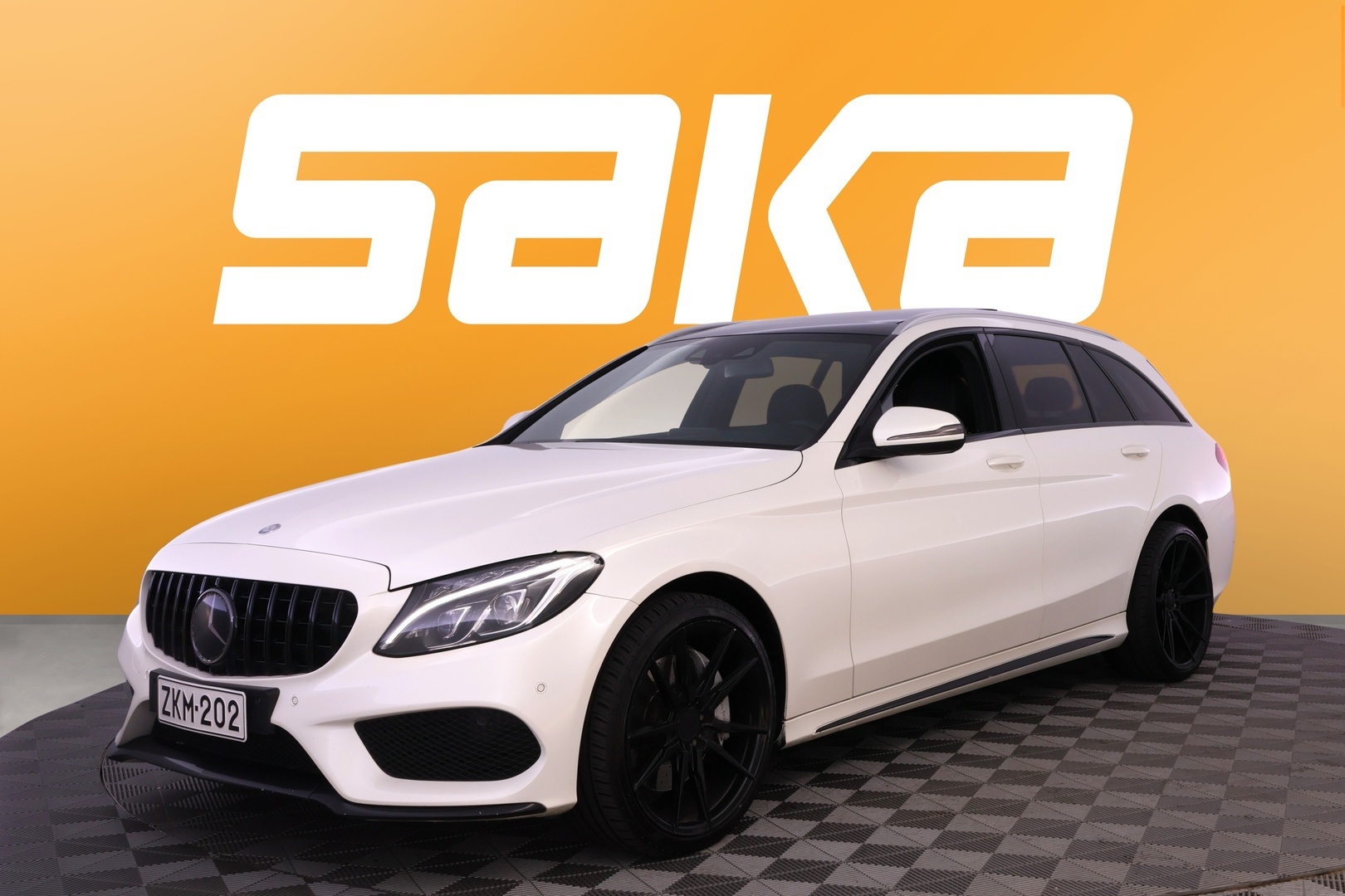 MERCEDES-BENZ C 2015