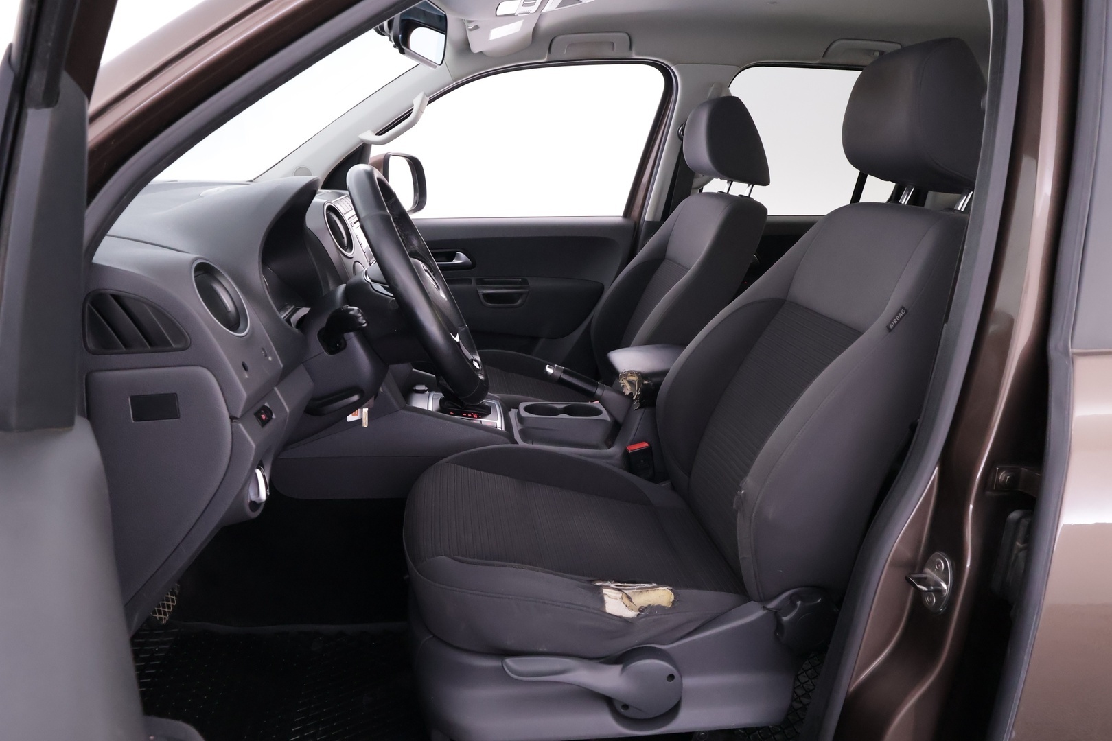 VOLKSWAGEN Amarok 2016