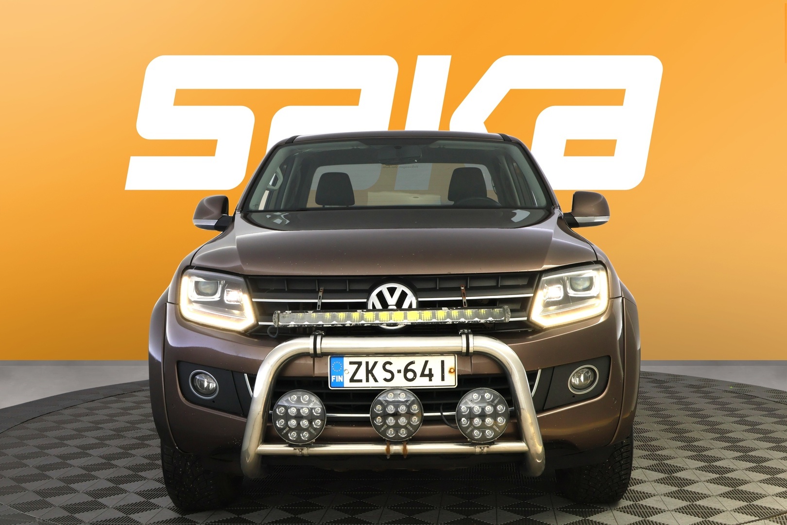 VOLKSWAGEN Amarok 2016