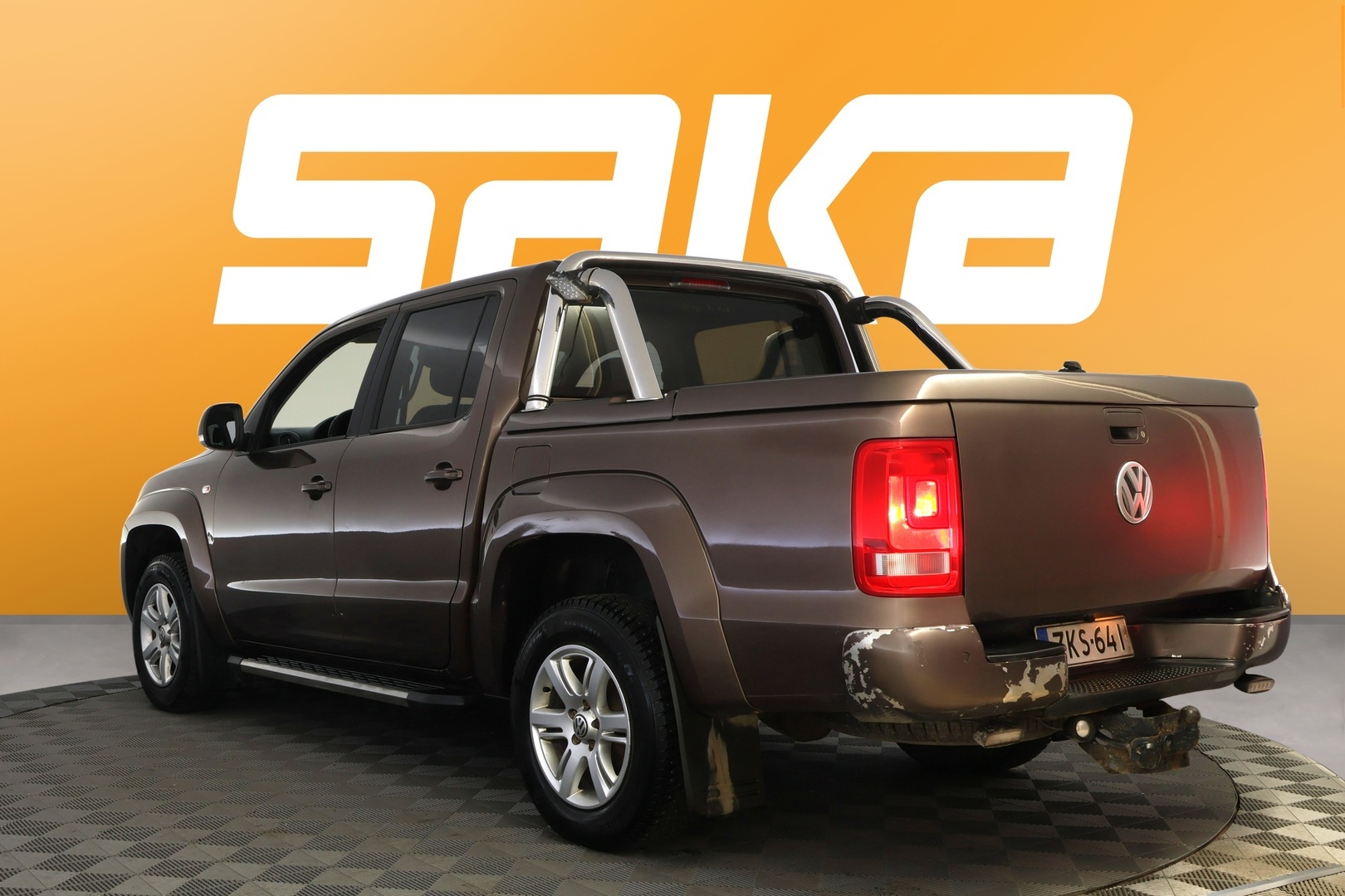 VOLKSWAGEN Amarok 2016