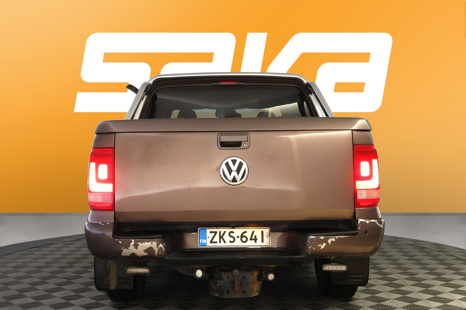 VOLKSWAGEN Amarok 2016