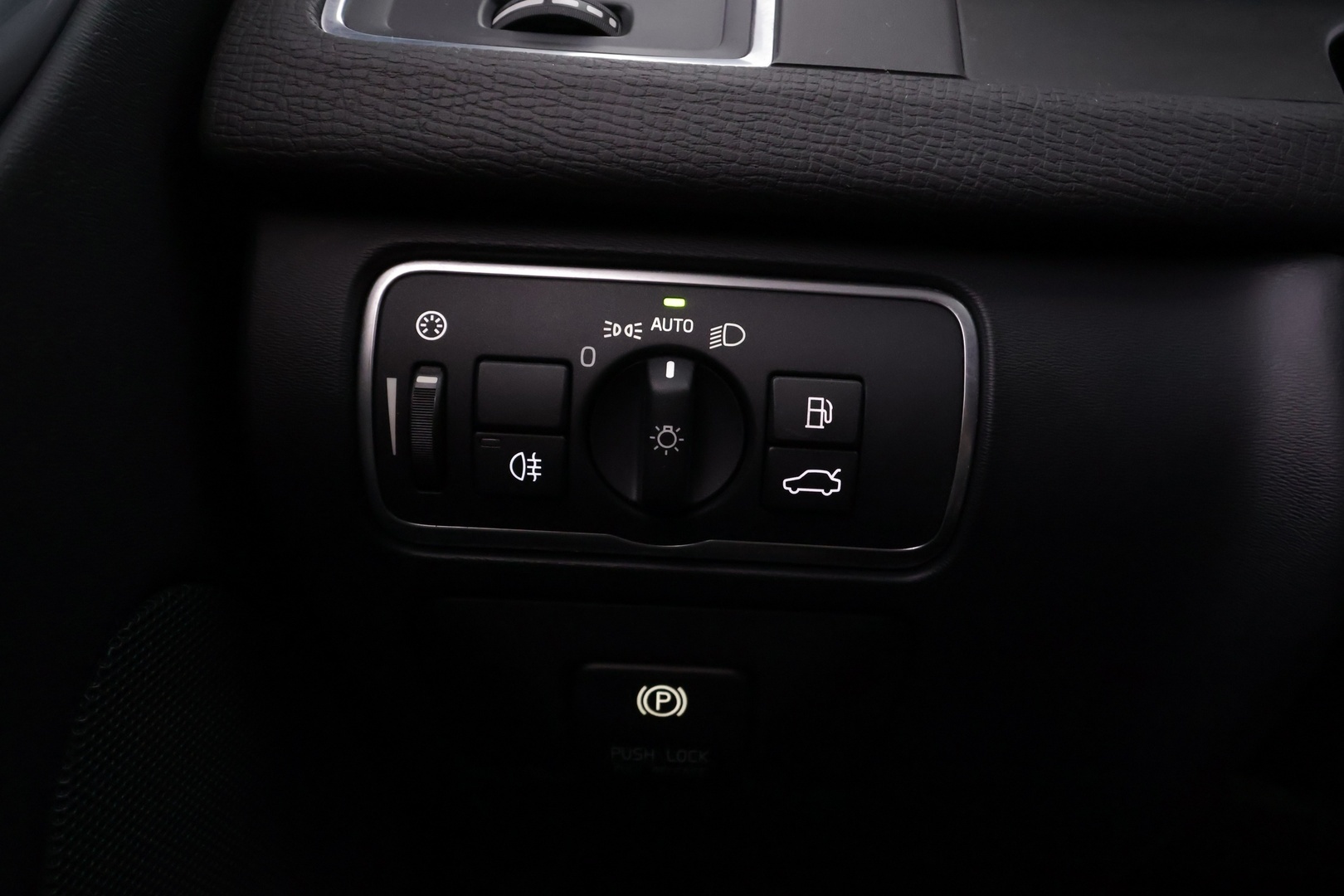 VOLVO XC60 2014