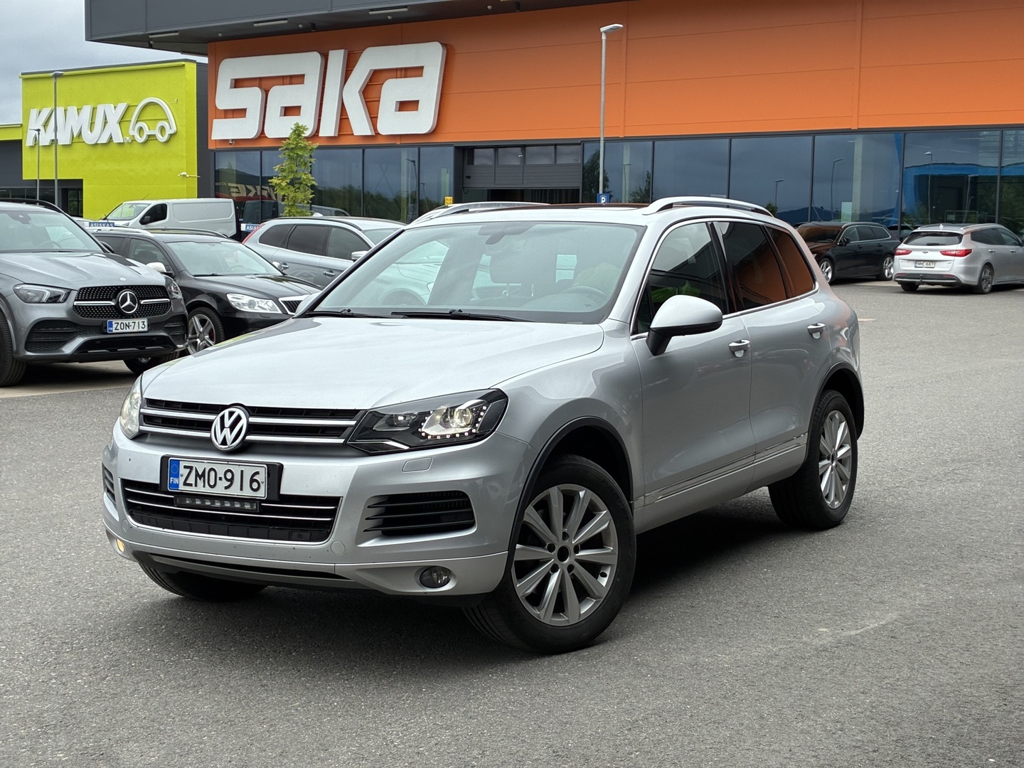 VOLKSWAGEN Touareg 2012