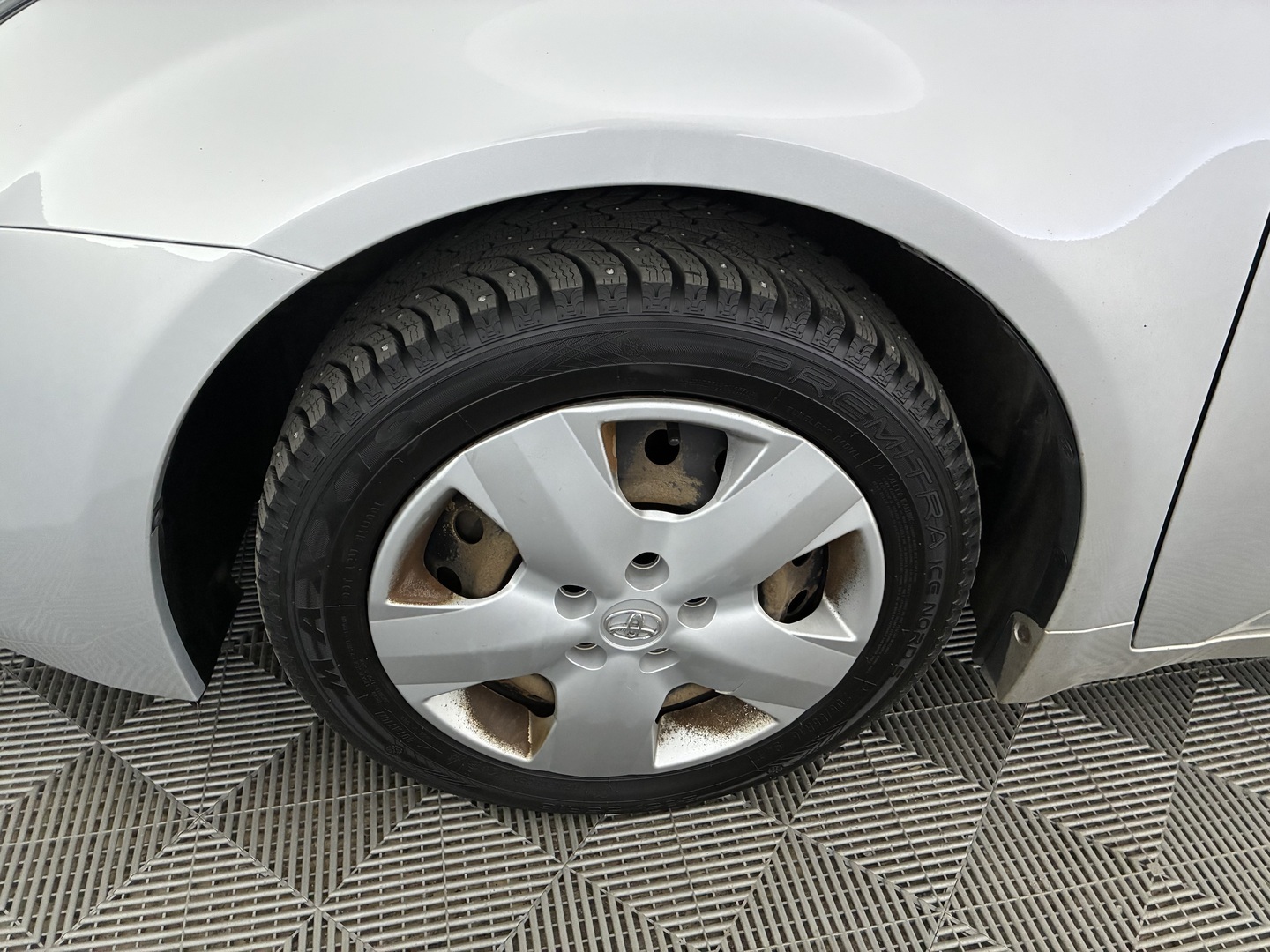 TOYOTA Avensis 2012