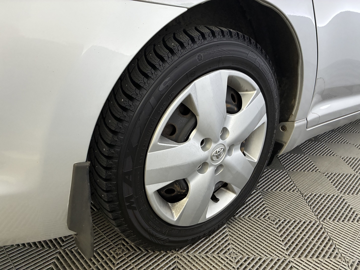 TOYOTA Avensis 2012