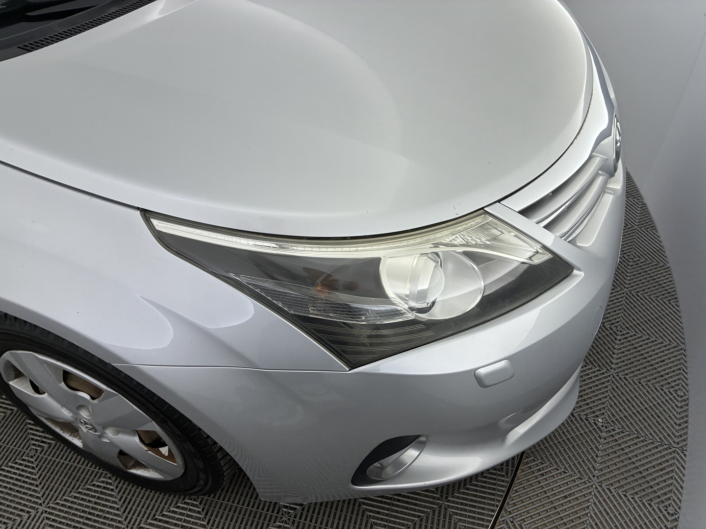 TOYOTA Avensis 2012