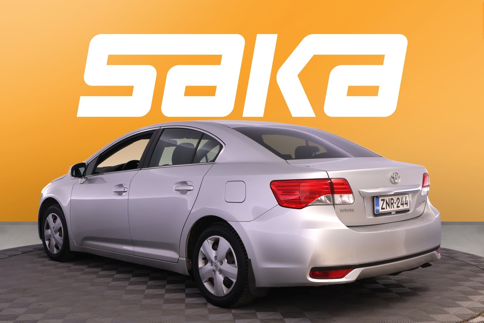 TOYOTA Avensis 2012