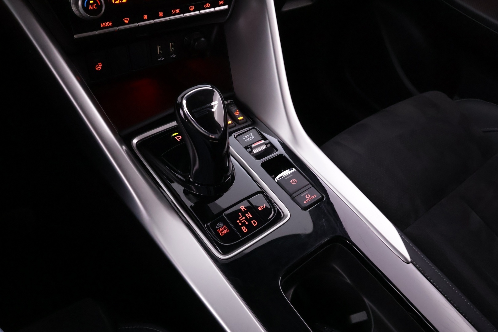 MITSUBISHI Eclipse Cross 2021