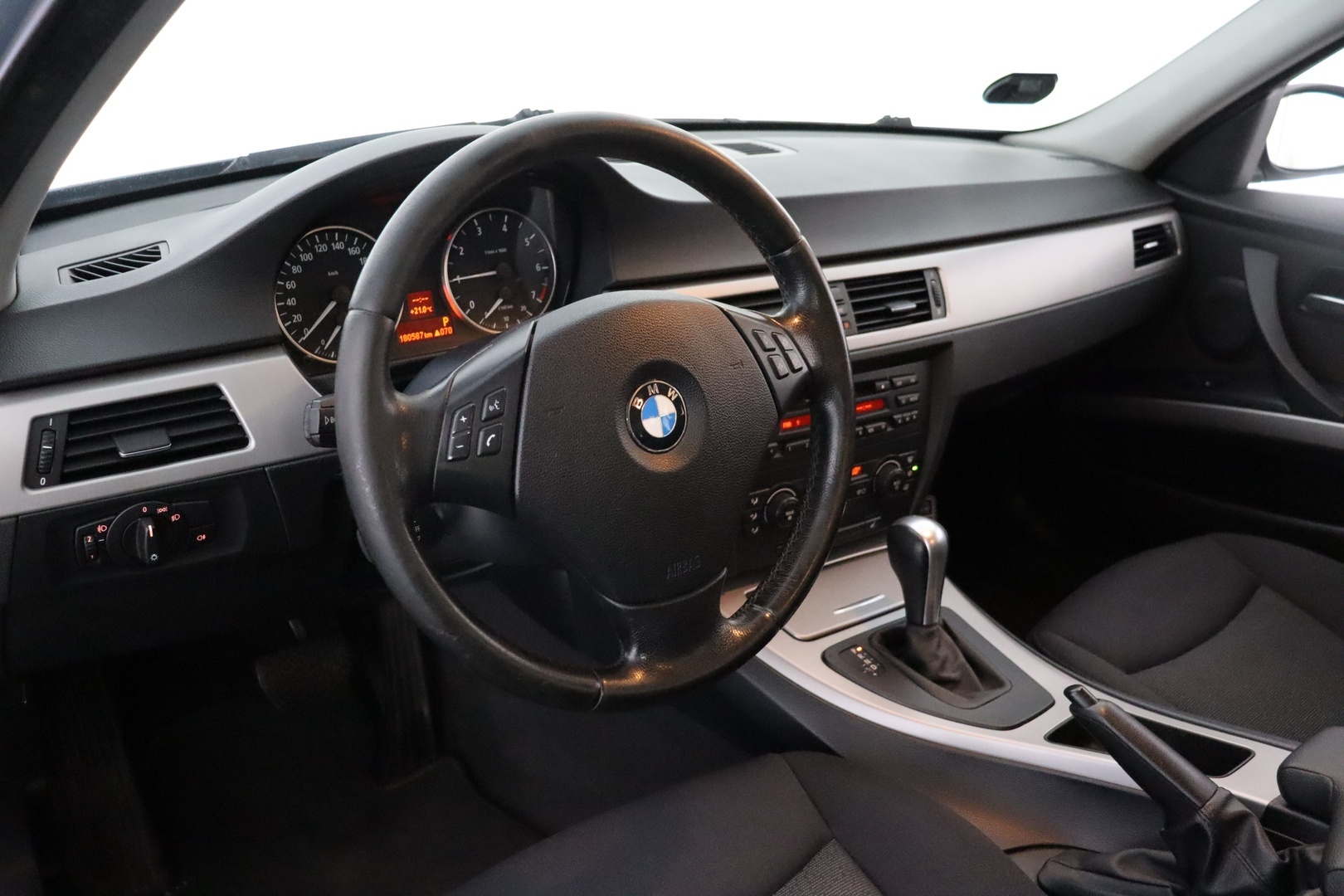 BMW 320 2005