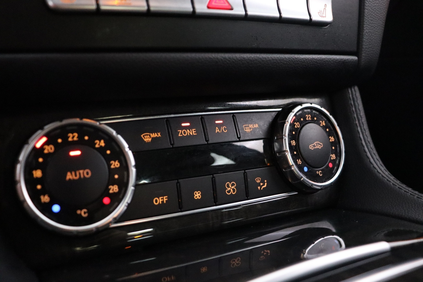 MERCEDES-BENZ CLS 2012