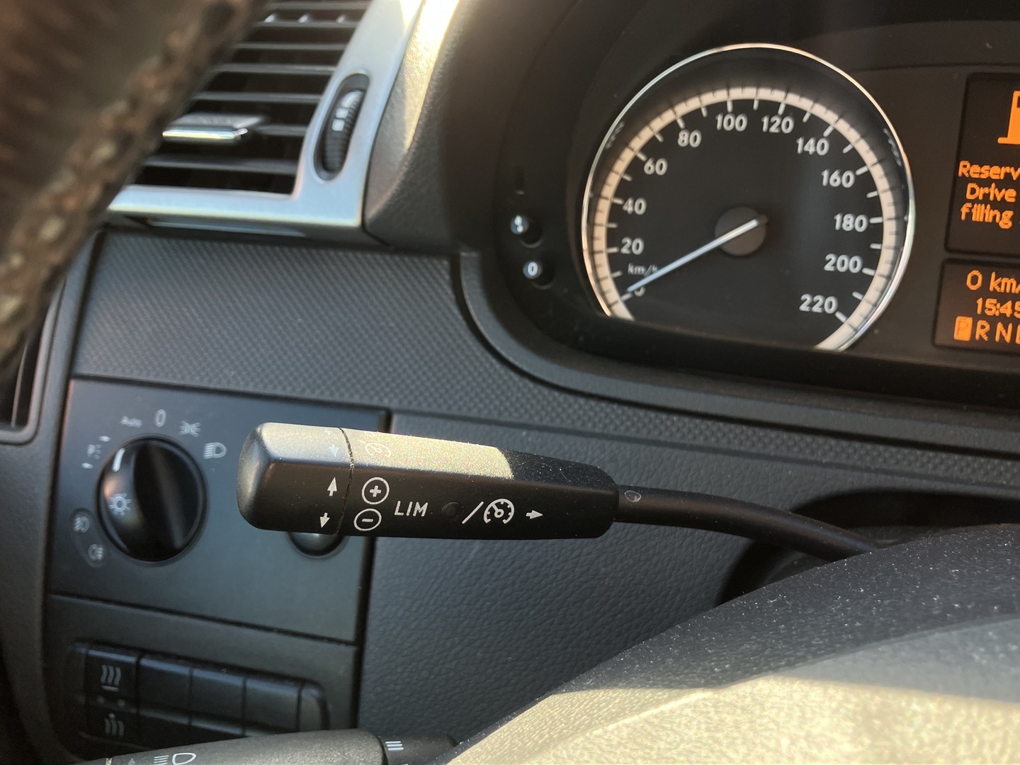 MERCEDES-BENZ Vito 2012