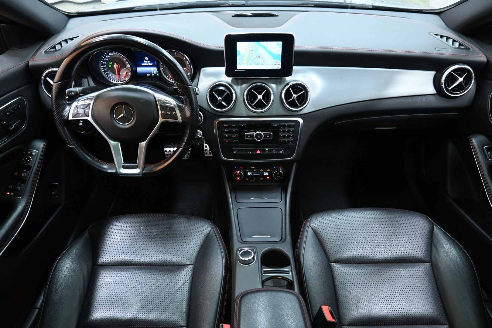 MERCEDES-BENZ CLA 2013