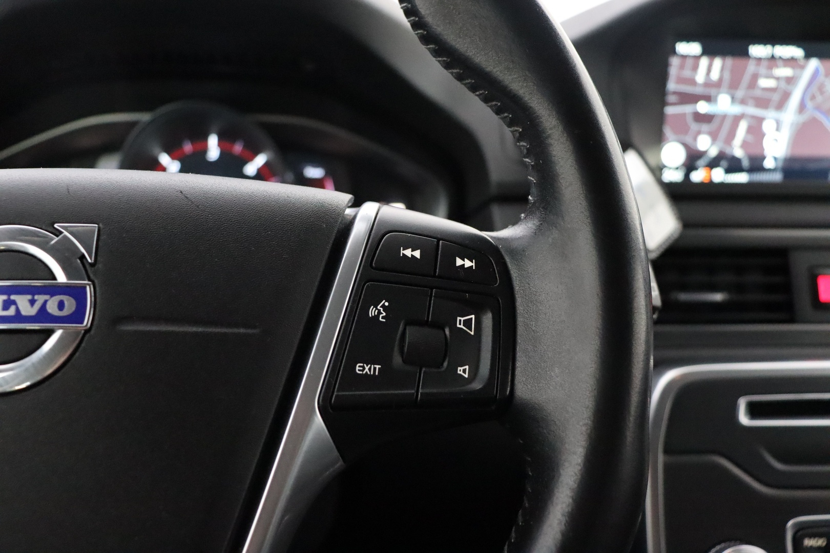 VOLVO XC70 2016