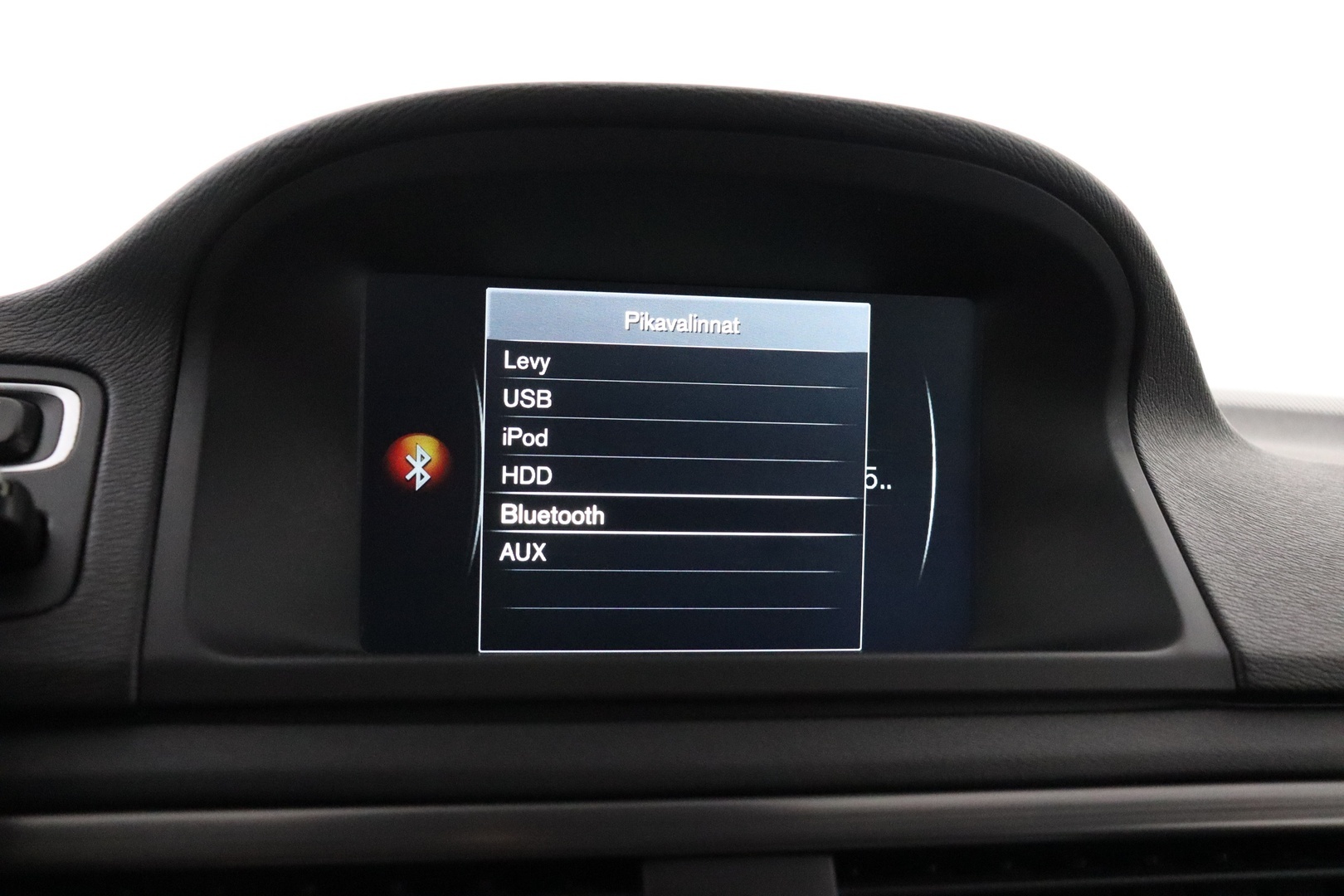 VOLVO XC70 2016
