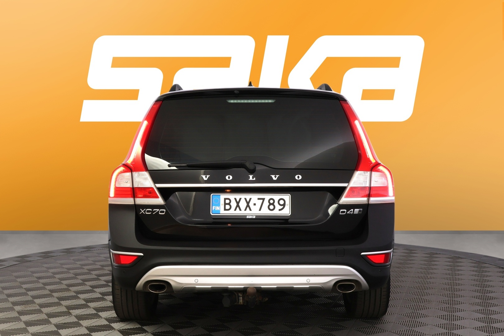 VOLVO XC70 2016