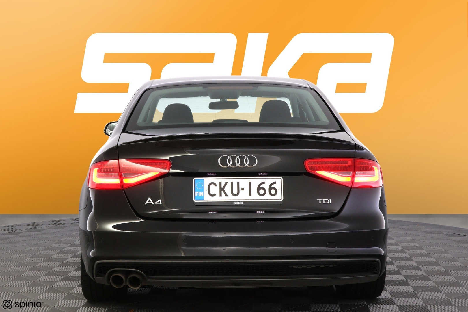 AUDI A4 2015