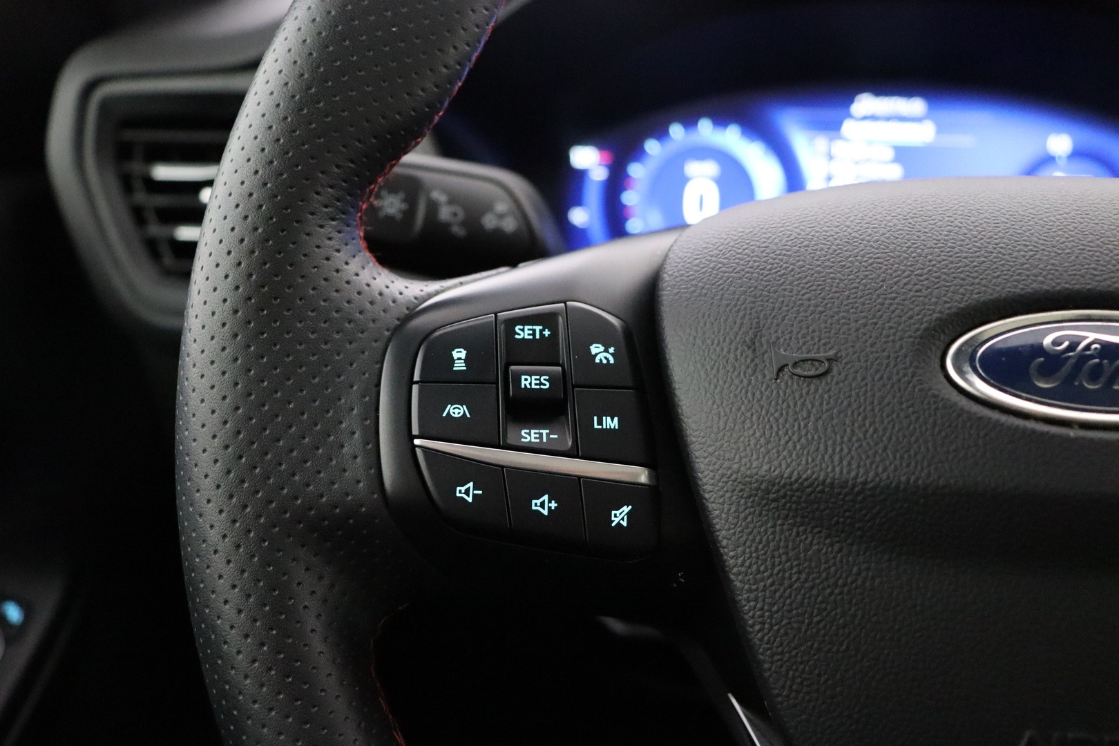 FORD Kuga 2021