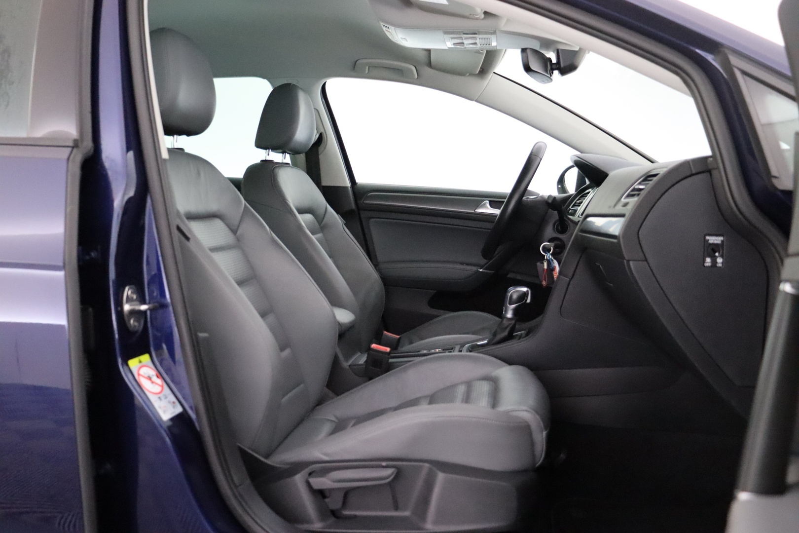 VOLKSWAGEN Golf 2018