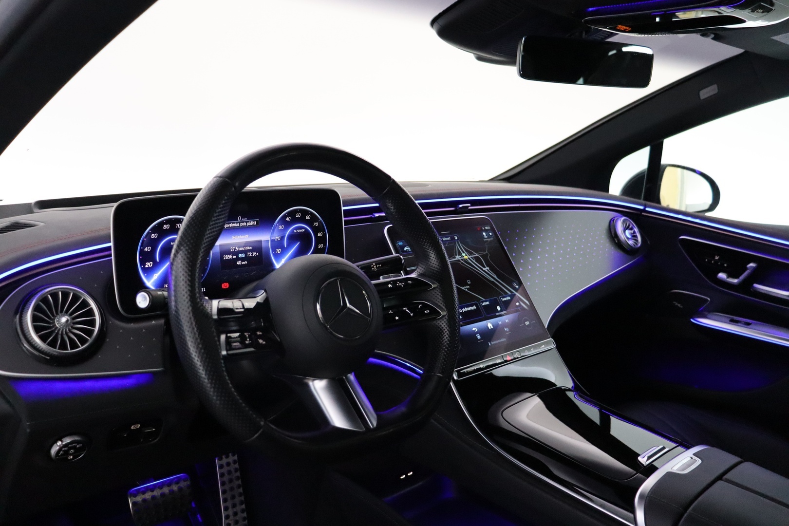 MERCEDES-BENZ EQE 2023