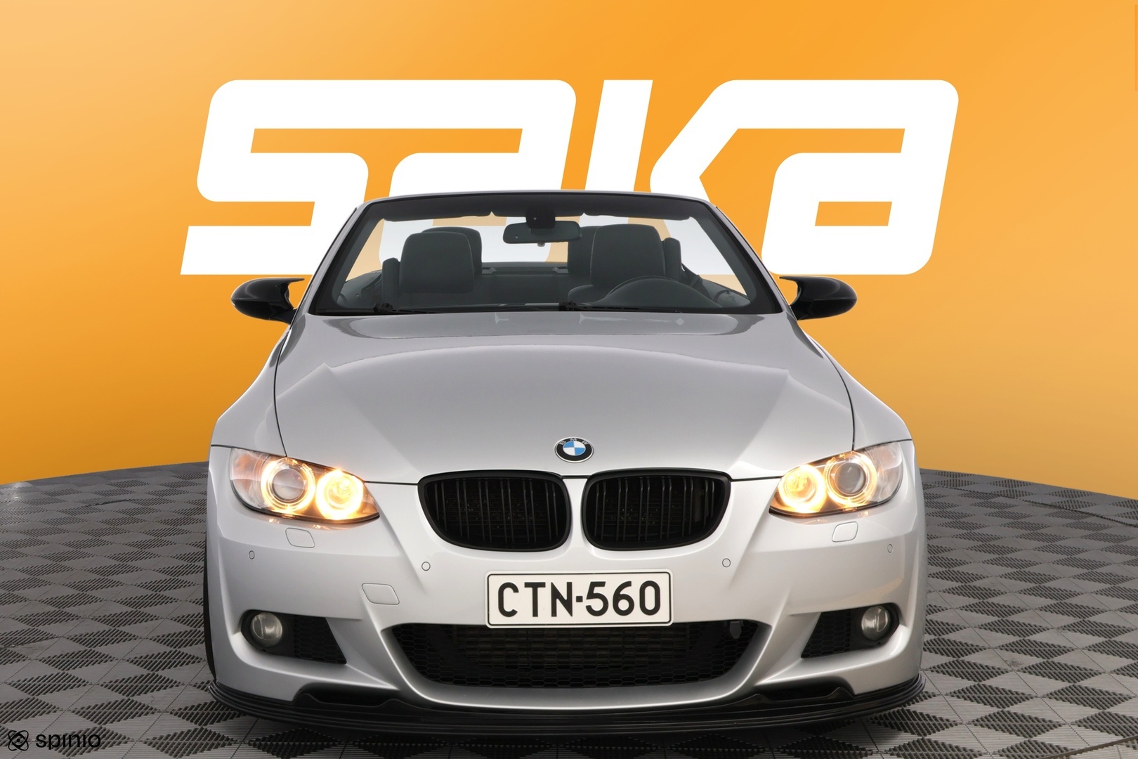 BMW 320 2009