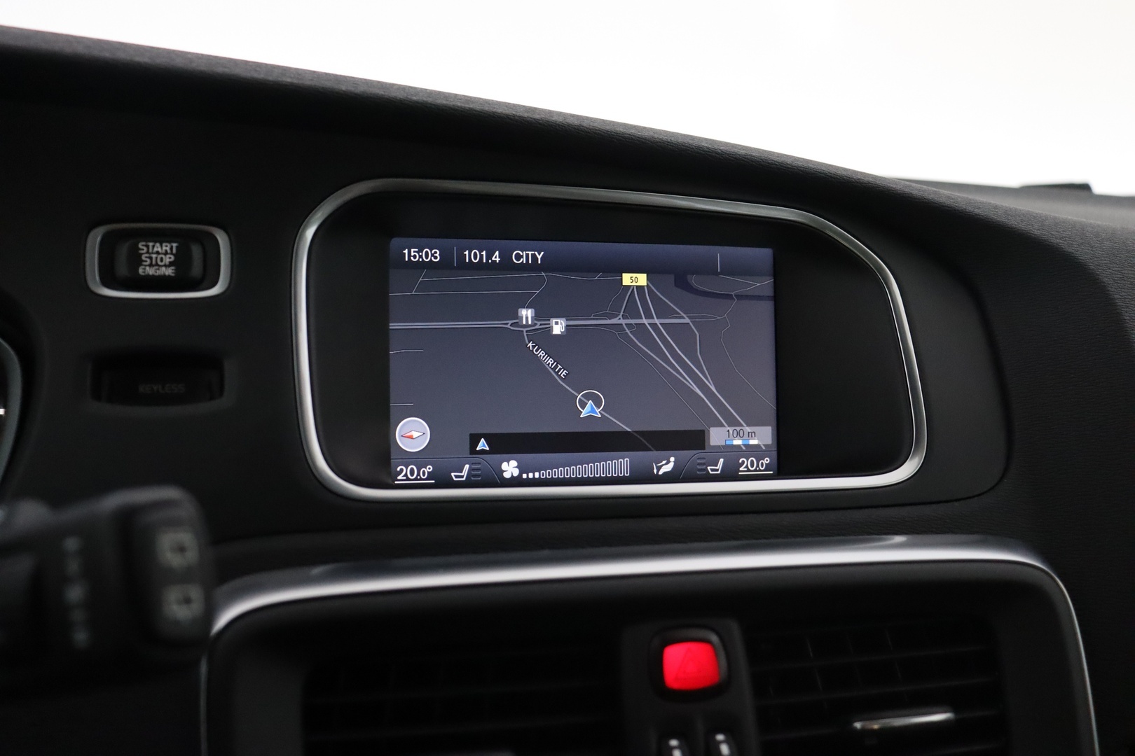 VOLVO V40 Cross Country 2014