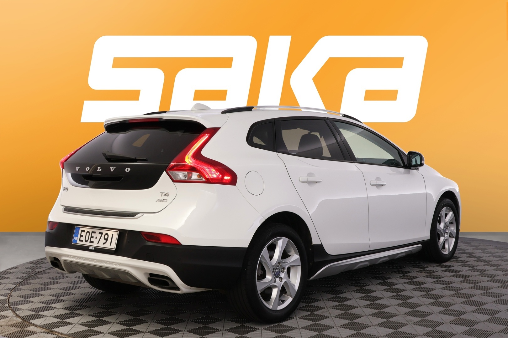 VOLVO V40 Cross Country 2014