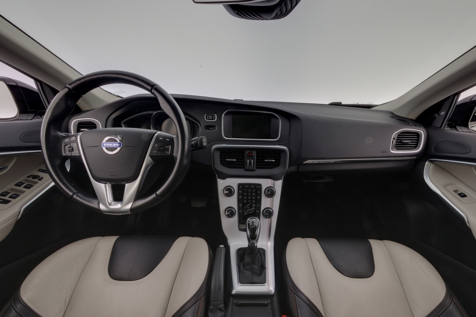 VOLVO V40 Cross Country 2014