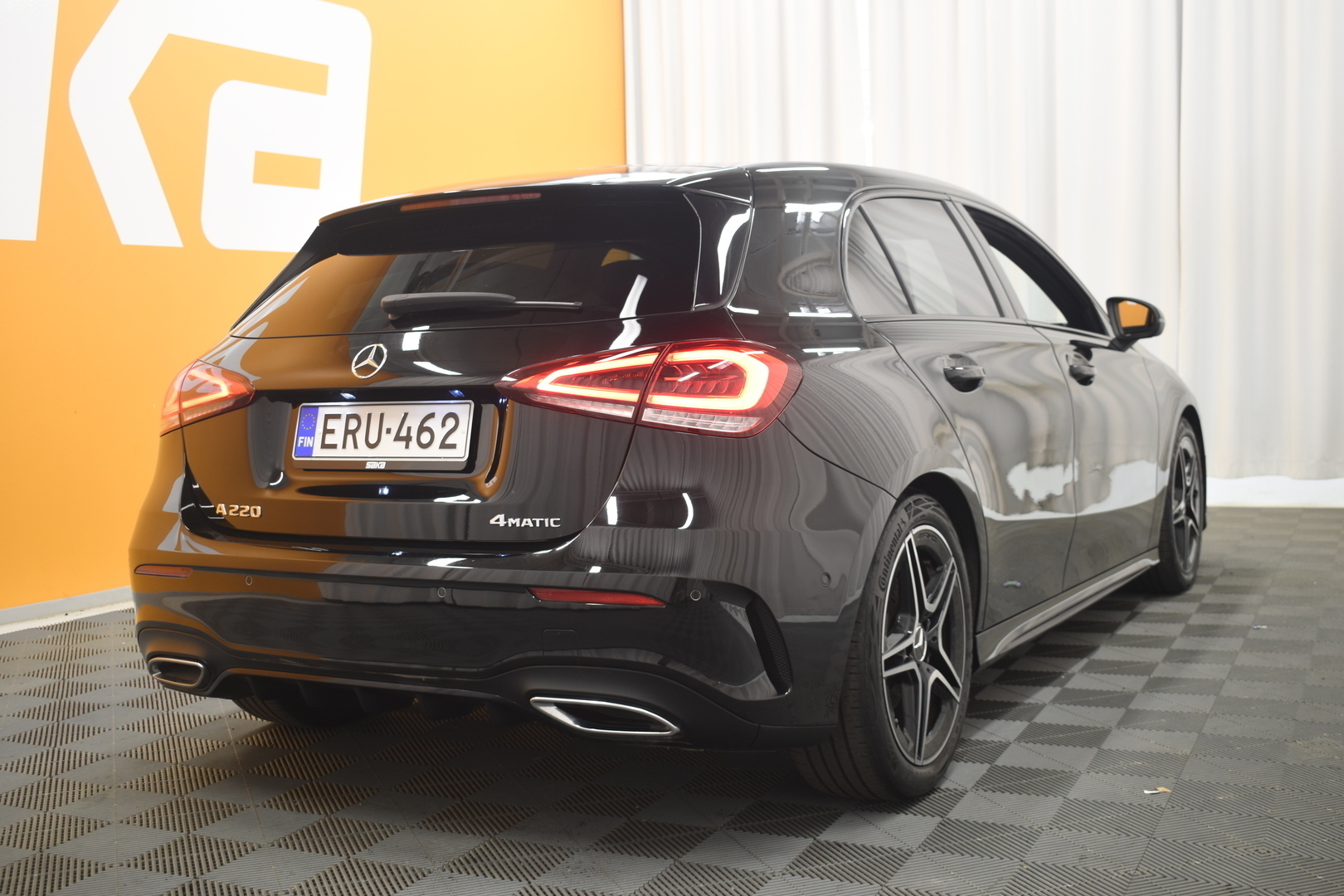 MERCEDES-BENZ A 2020