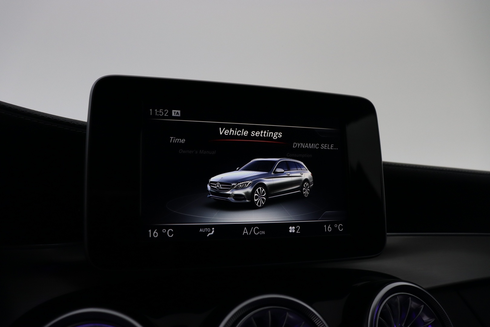 MERCEDES-BENZ C 2016