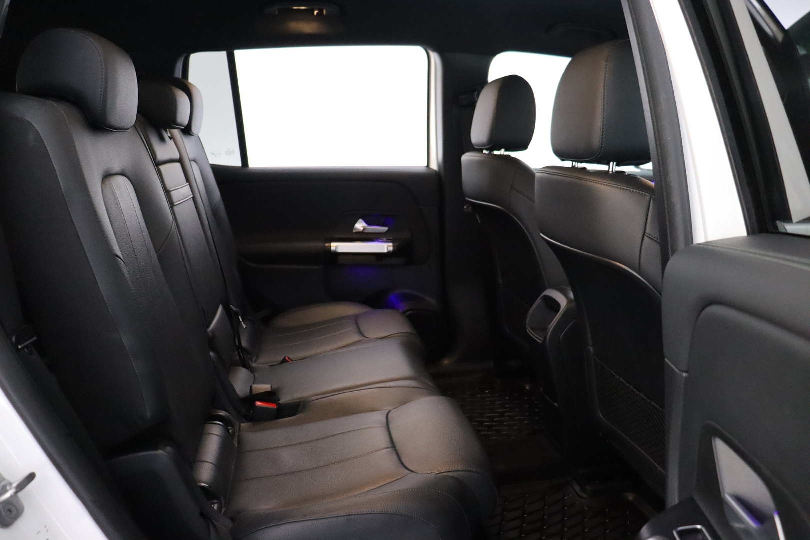 MERCEDES-BENZ EQB 2024