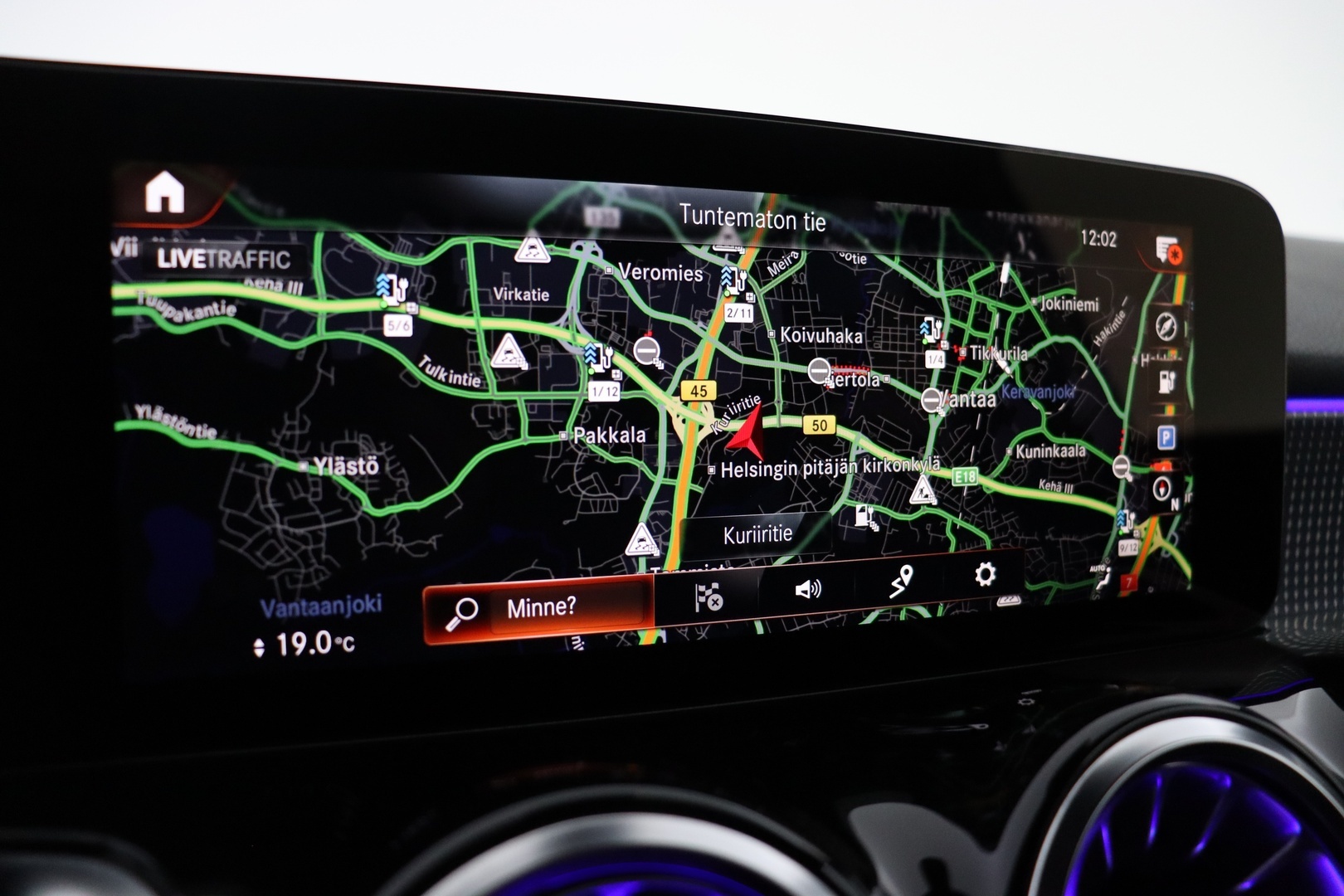 MERCEDES-BENZ EQB 2024