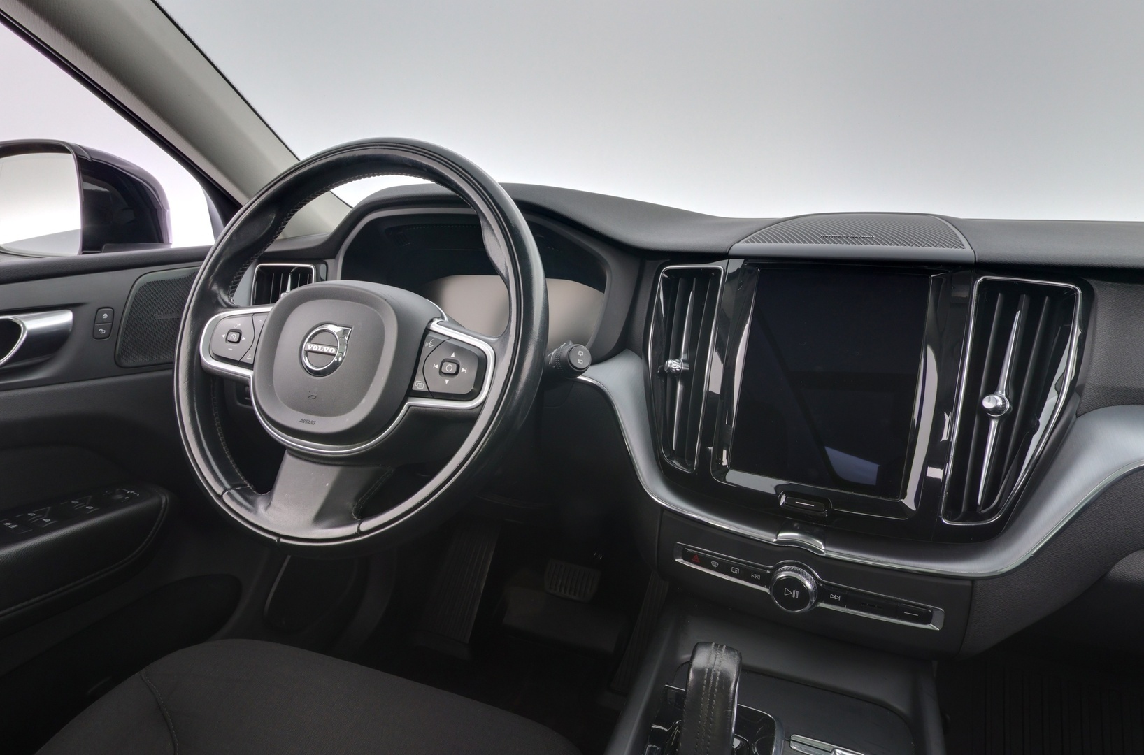 VOLVO XC60 2021