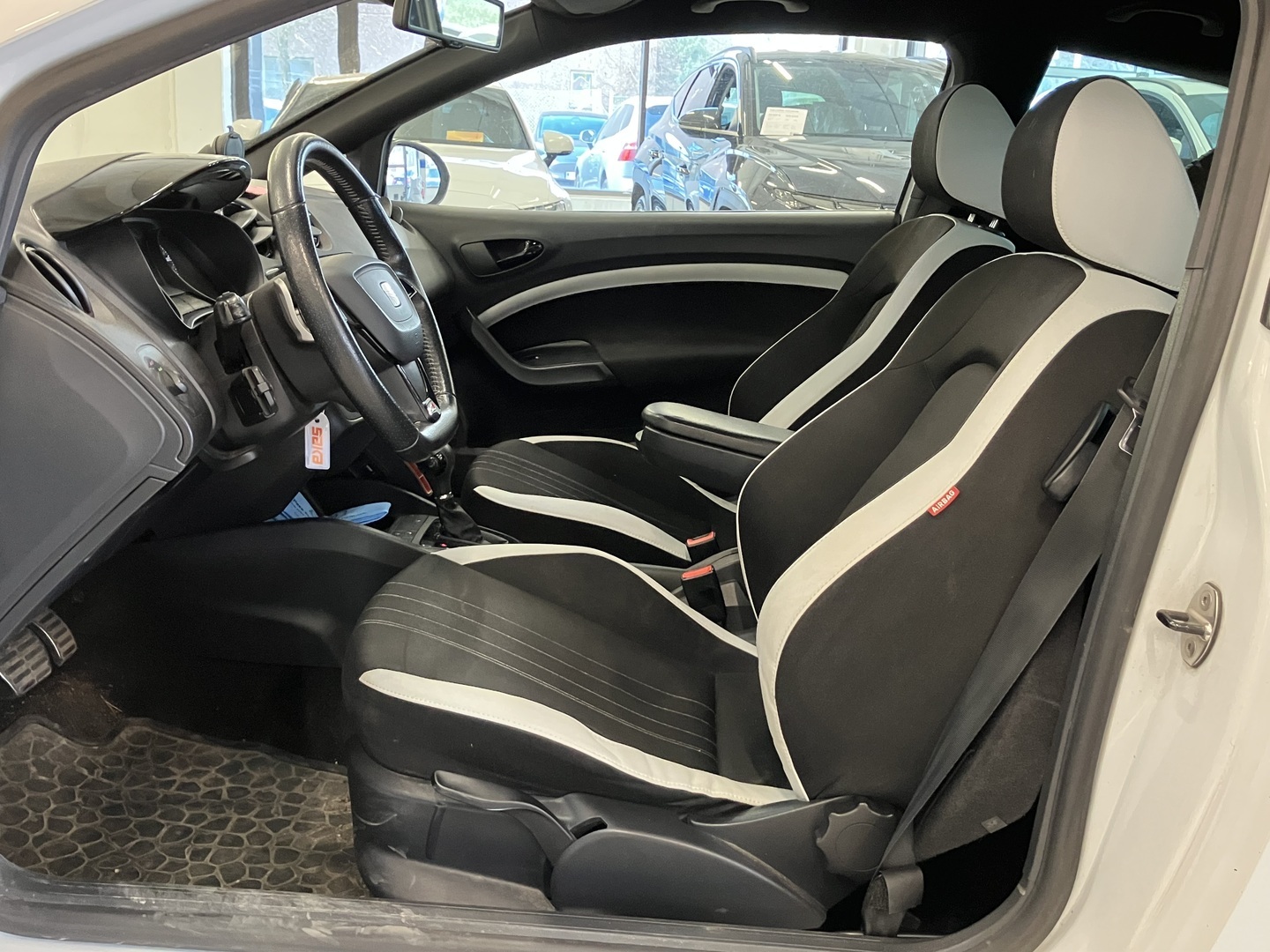 SEAT IBIZA 2013