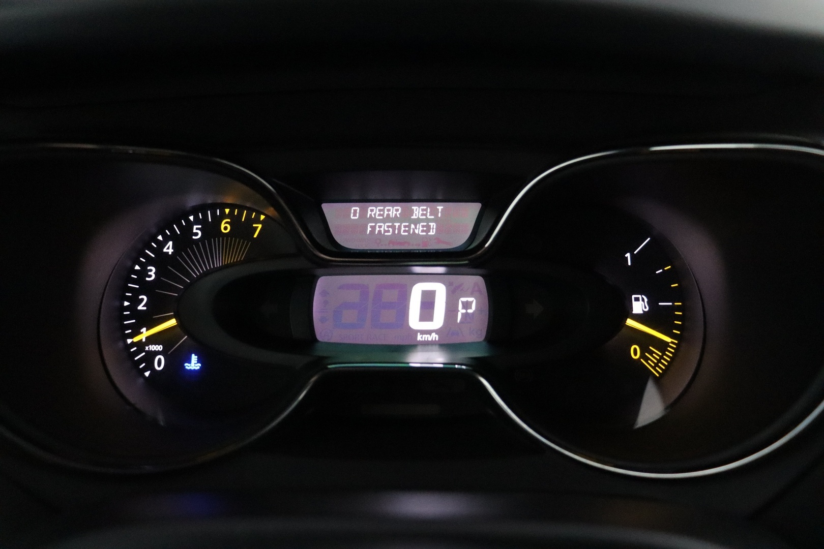 RENAULT Captur 2016