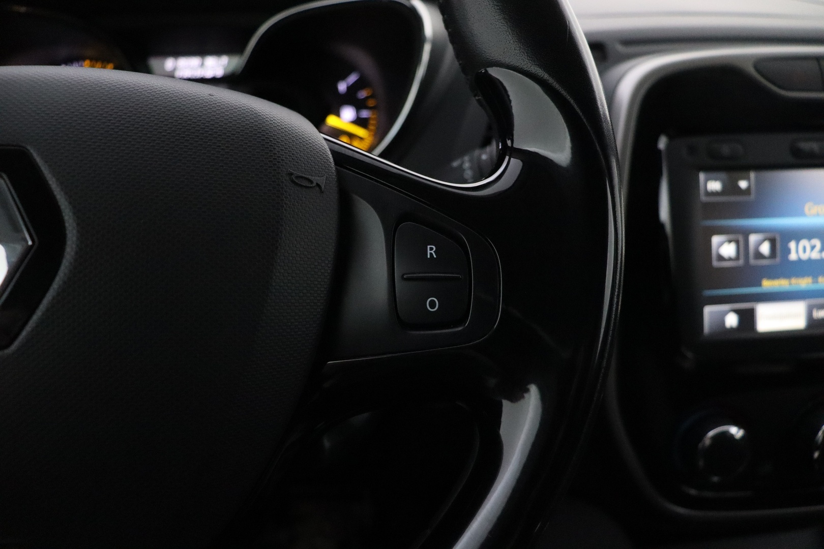 RENAULT Captur 2016