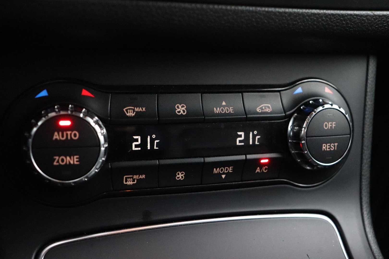 MERCEDES-BENZ B 2016