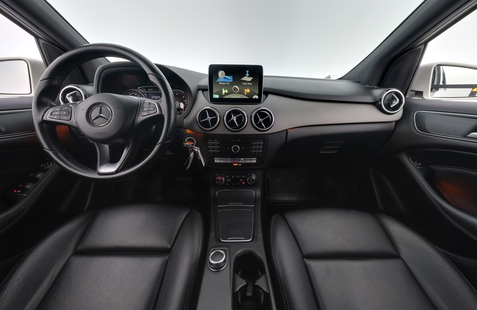 MERCEDES-BENZ B 2016