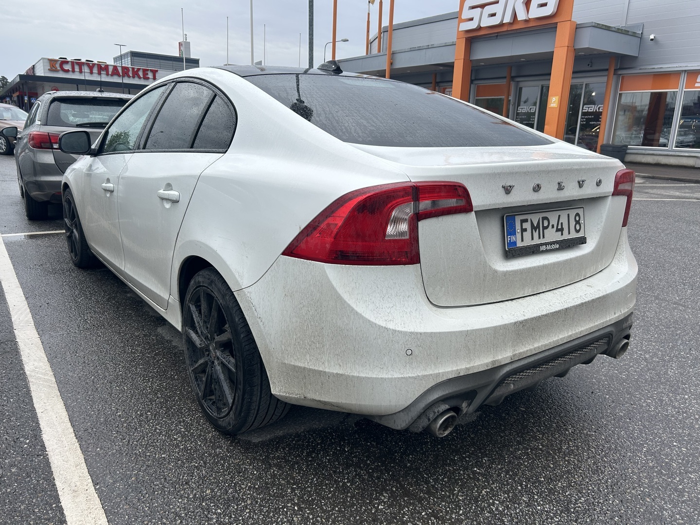 VOLVO S60 2015